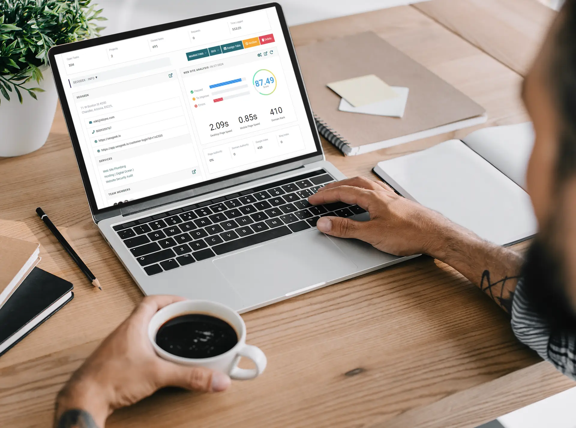 seogeek.io customer management dashboard